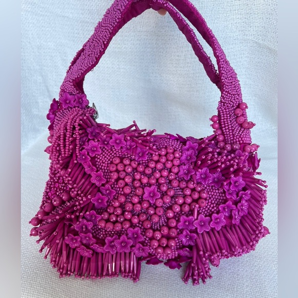 VIRAL HANDMADE FUCHSIA BEADED BAG w/ FLOWER DETAILS, NWT *LAST IN STOCK* - Picture 4 of 8